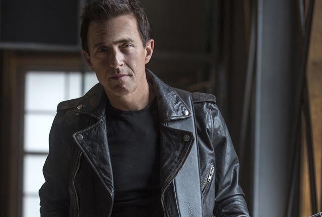 Colin James